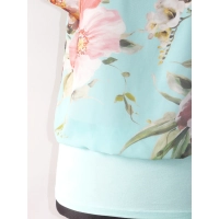 Błękitna bluzeczka dwuwarstwowa z szyfonem i kwiatami